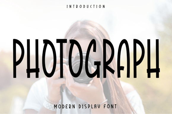 Photograph: A Script Font with Autumnal Soul